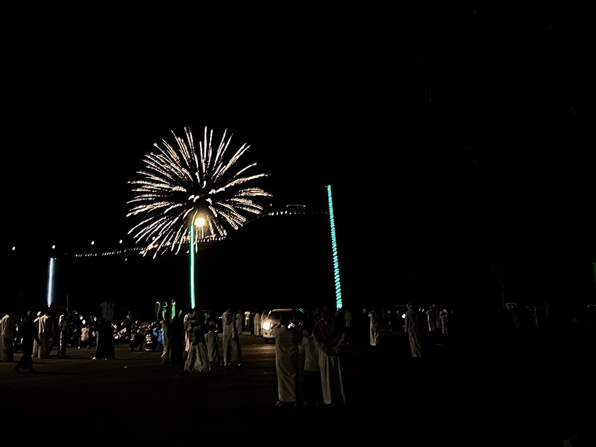 shoug3bdullah's tweet photo. @Baladia_Besha #بيشة_تحتفل_بيوم_الوطن #بلدية_بيشة #اليوم_الوطني_93 🇸🇦 🎇🎆 https://t.co/keJ0Ky5EBA