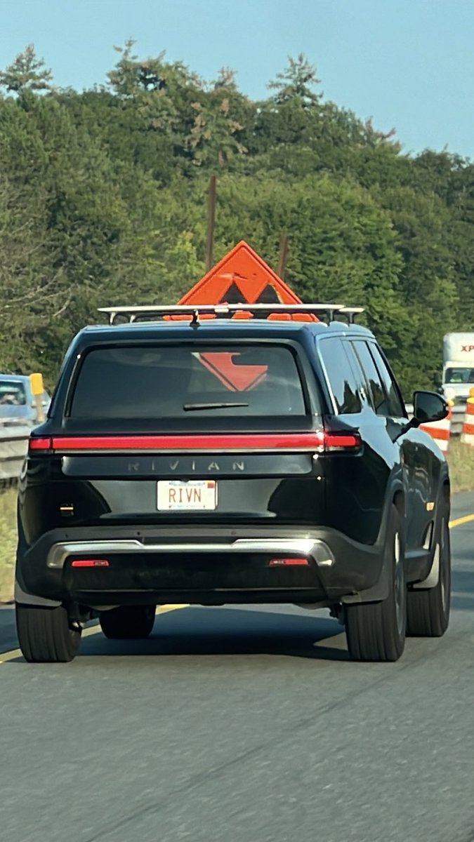 Spotted recently on the MA Pike. #rivian
