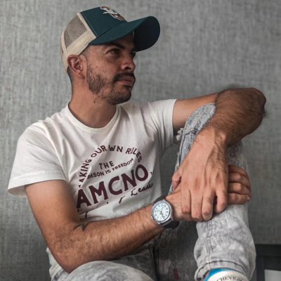 kmiloMontes12's tweet photo. #NuevaFotoDePerfil https://t.co/CSGsJxDUX2