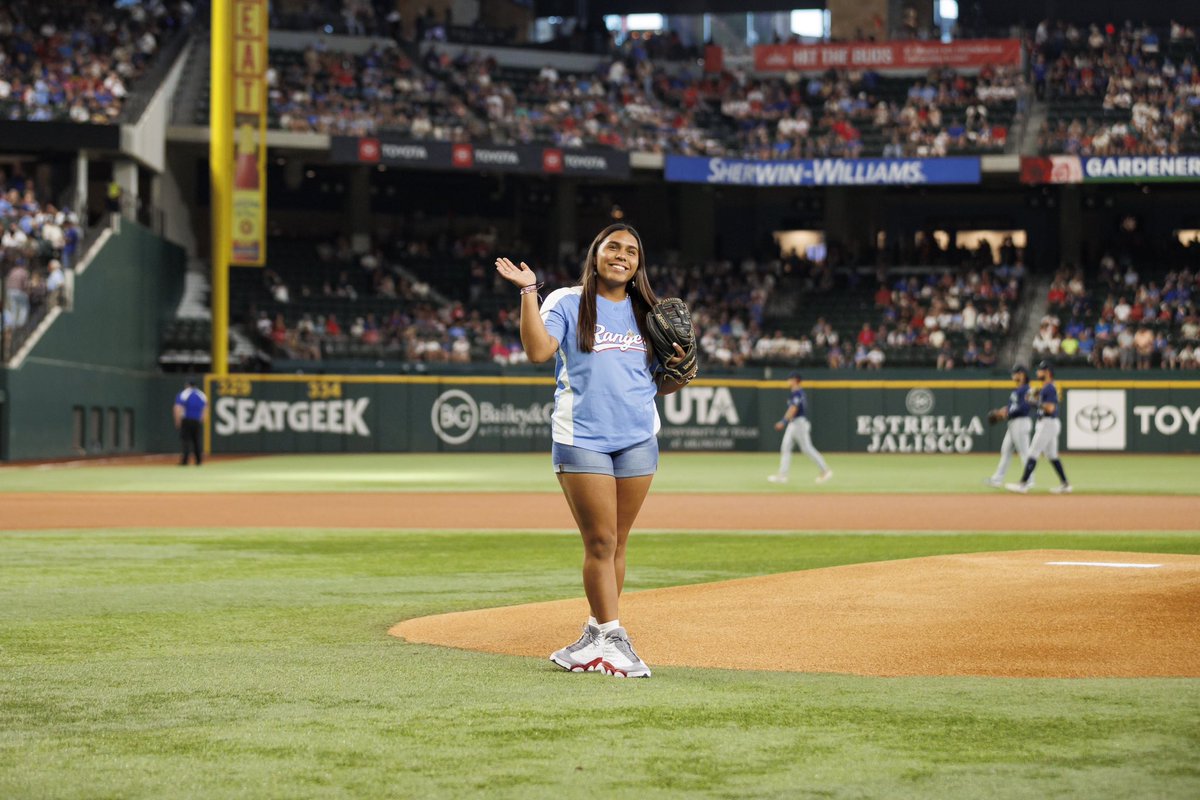 RangersYA's tweet photo. Choctaw Native Amira Forbit threw out the ceremonial first pitch on Saturday in recognition of her @MLBJrHRD championship performance in Seattle earlier this summer. https://t.co/Q5LZ3HKZ1i