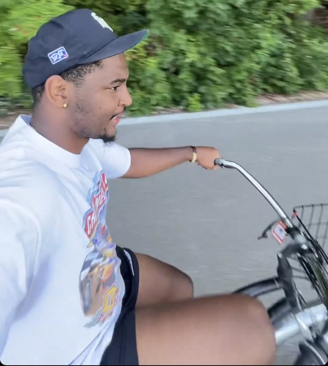 mood for what’s happening at 6:06 😭 <a href="/pvalphas/">Eta Gamma</a>