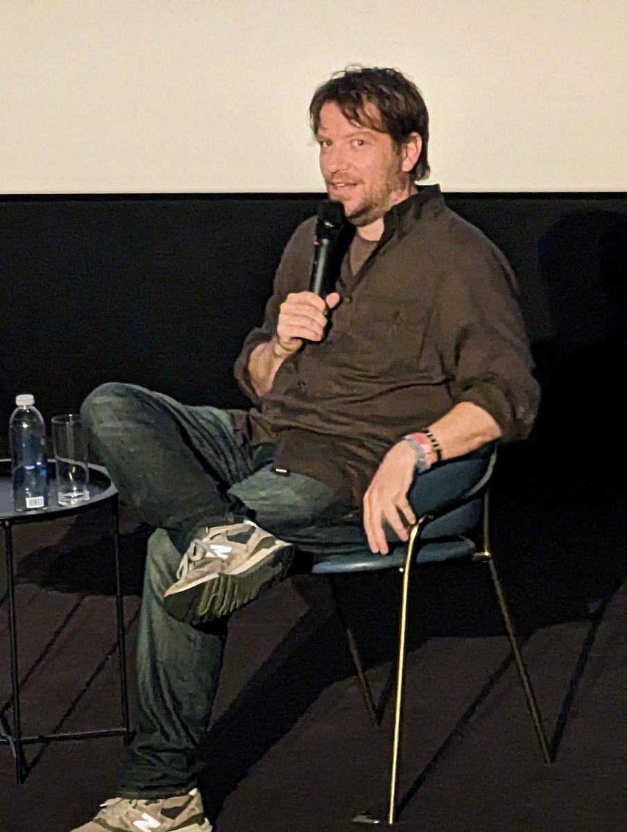 MwAxe tweet picture