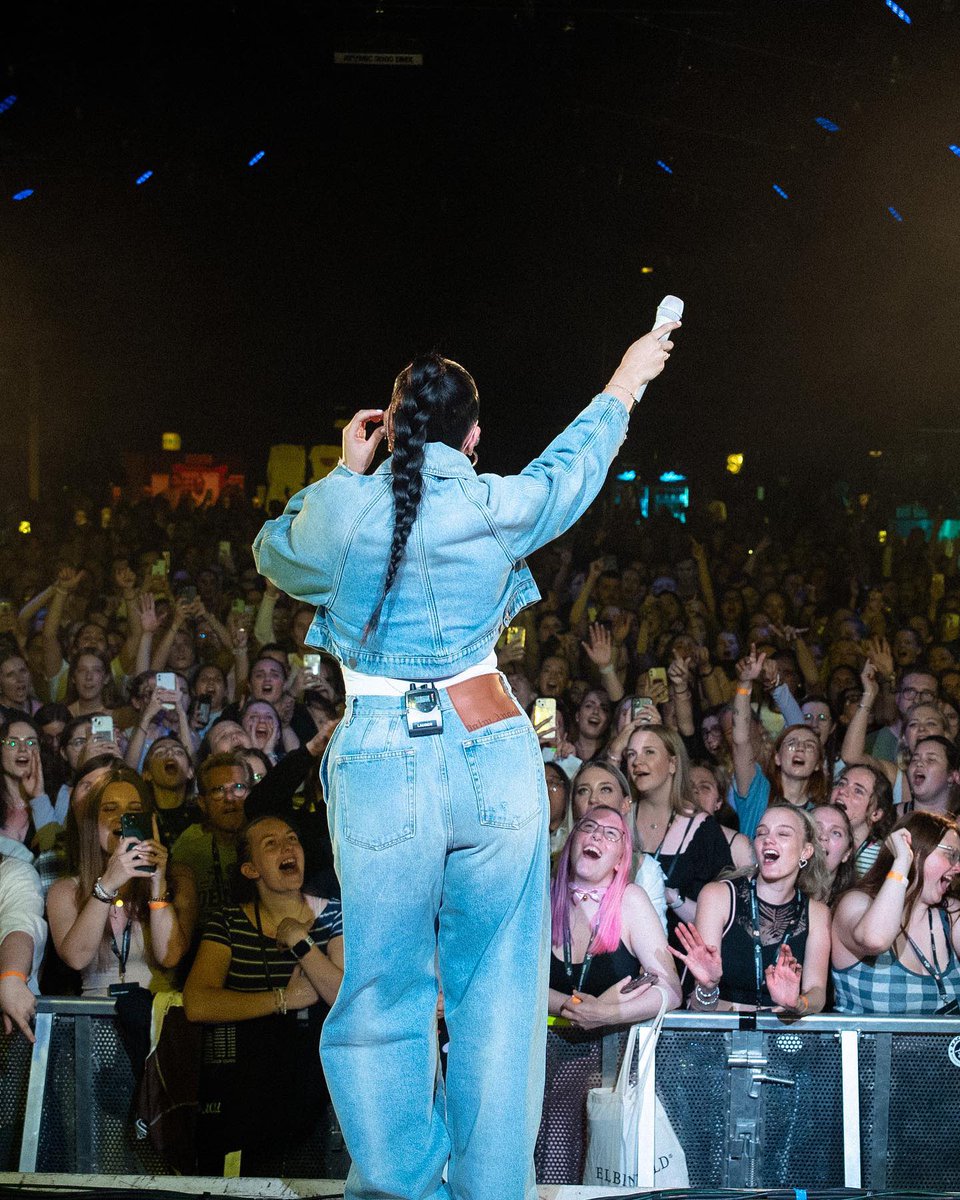 IslandRecords's tweet photo. Just wishing we were in Europe headed to @iamlaurenmusic’s #MirrorTour 🥹 https://t.co/UD7EXUusZq