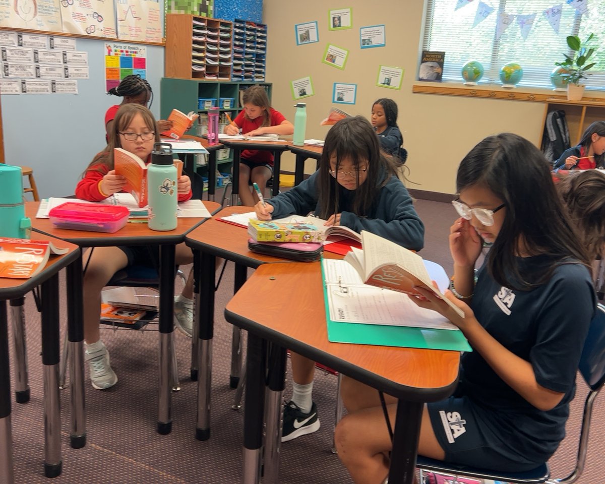 stannerockhill's tweet photo. 5th and 6th grades have started the year strong with their first novel and narrative story! 
#wearestanne #stannestrong https://t.co/V3LiFJdO51