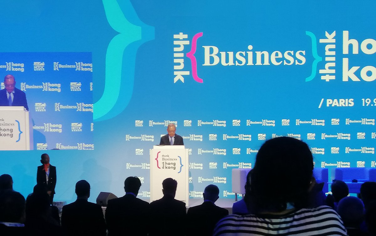 Hélène tweet media