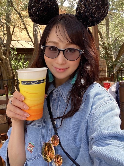 今日はどこかなぁ🐀 https://t.co/D5McjLWHA2<a href="/tag/%E5%B7%9D%E4%B8%8A%E3%82%86%E3%81%86"class="tags"><span>#川上ゆう</span></a><a href="/tag/%E3%83%A9%E3%82%A6%E3%83%B3%E3%82%B8%E3%83%90%E3%83%BC%E3%83%A9%E3%83%93%E3%83%AA%E3%83%B3%E3%82%B9"class="tags"><span>#ラウンジバーラビリンス</span></a>
