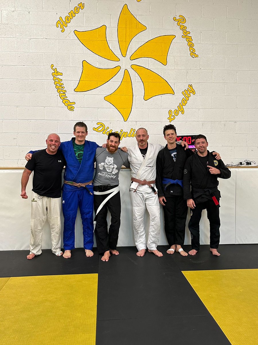 tmmteo's tweet image. What a week at @CrowdStrike #FalCon2023! Over 5000 people came together to learn, connect, and have some fun — including a 6am BJJ open mat