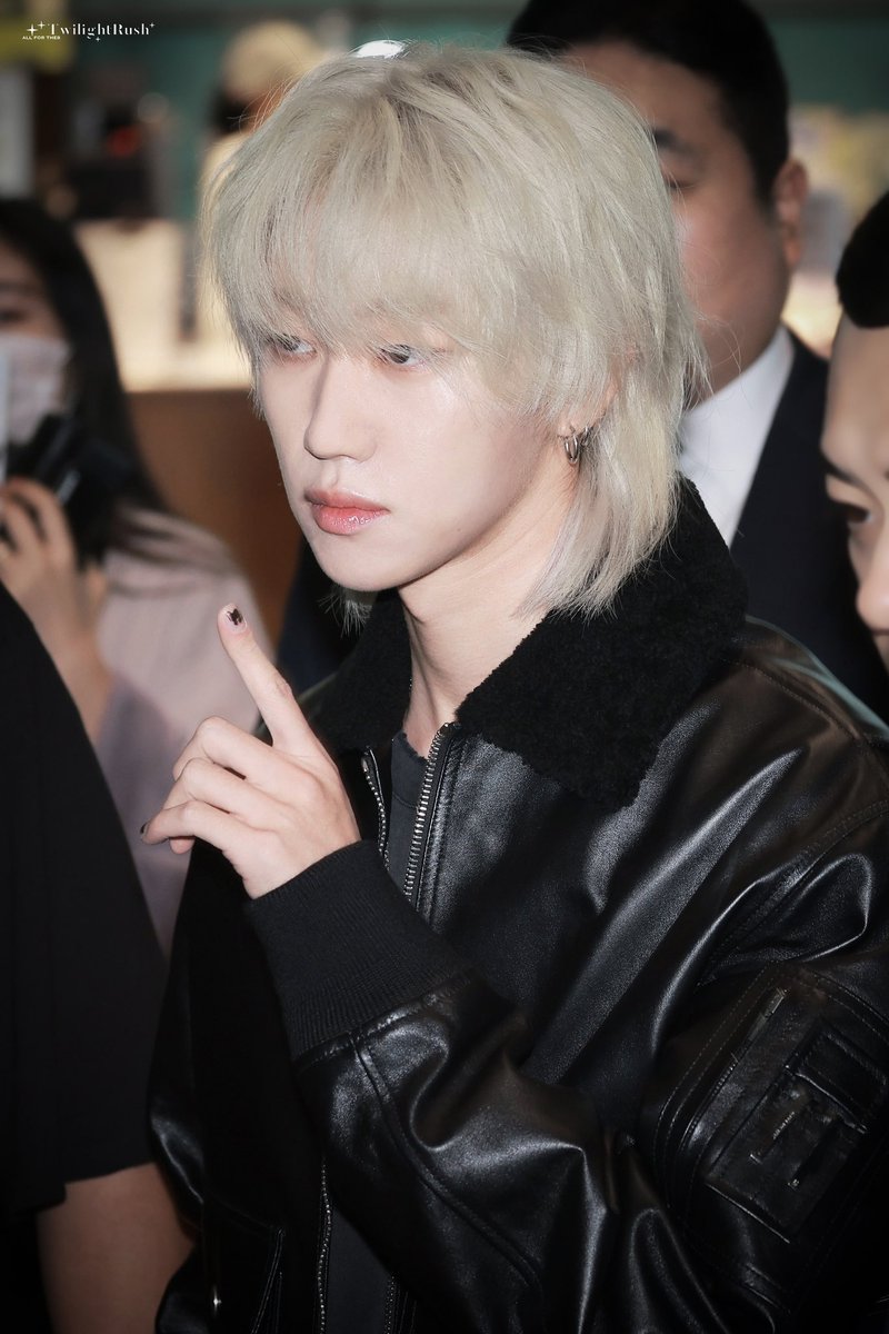 TwilightRush8's tweet photo. 230926 ICN Departure

💫

#디에잇 #THE8
#서명호 #徐明浩 #ミンハオ
#SEVENTEEN #세븐틴 https://t.co/1GSXAfhwlY