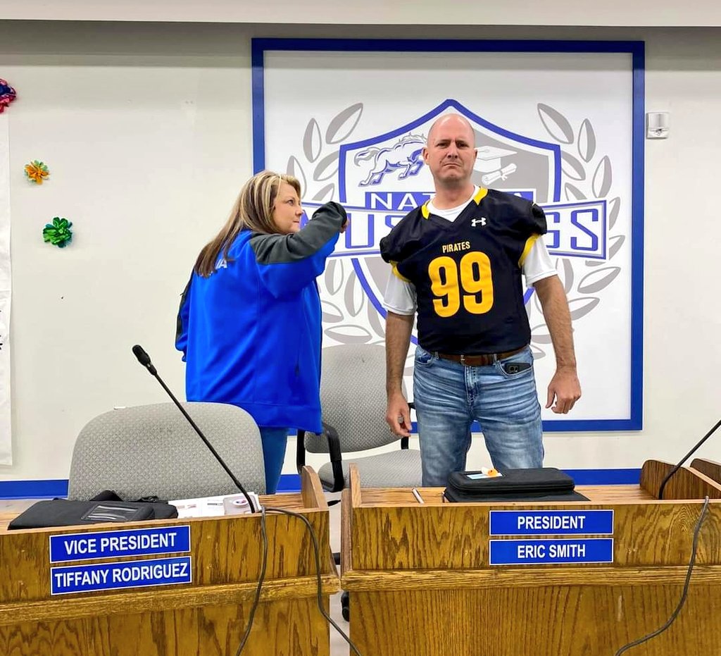 SouthTejas1984's tweet photo. Our Vice President of @NataliaISD School Board was NOT happy I lost a bet with @lytleisd
Here is the result. A slightly sore right arm and a long meeting wearing this Black and Gold!
#RivalsForACause βοΈππΊπ²π·οΈπππ₯
@LoriLwilson23
8 is better than 1... Just saying π https://t.co/lyrSumCPza