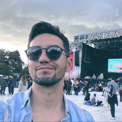 CFresneda's tweet photo. #NuevaFotoDePerfil https://t.co/ZTTGi0X5Bv