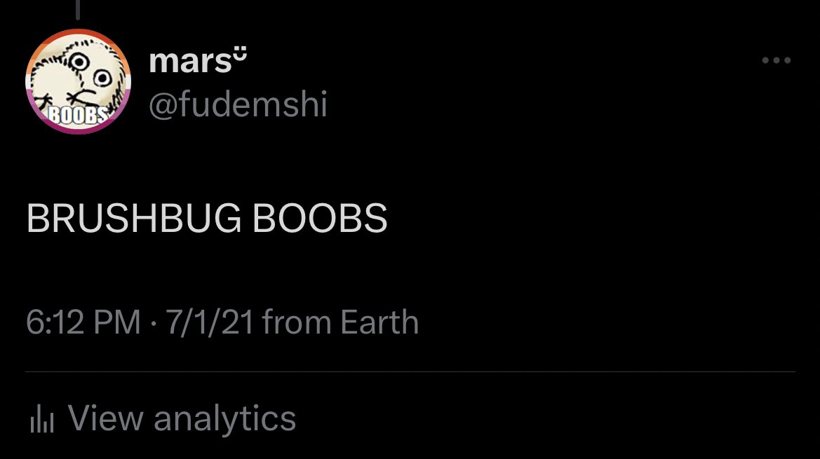 fudemshi's tweet photo. noway ive had boobs brushbug for TWO YEARS? https://t.co/pzvJGuDz5Y