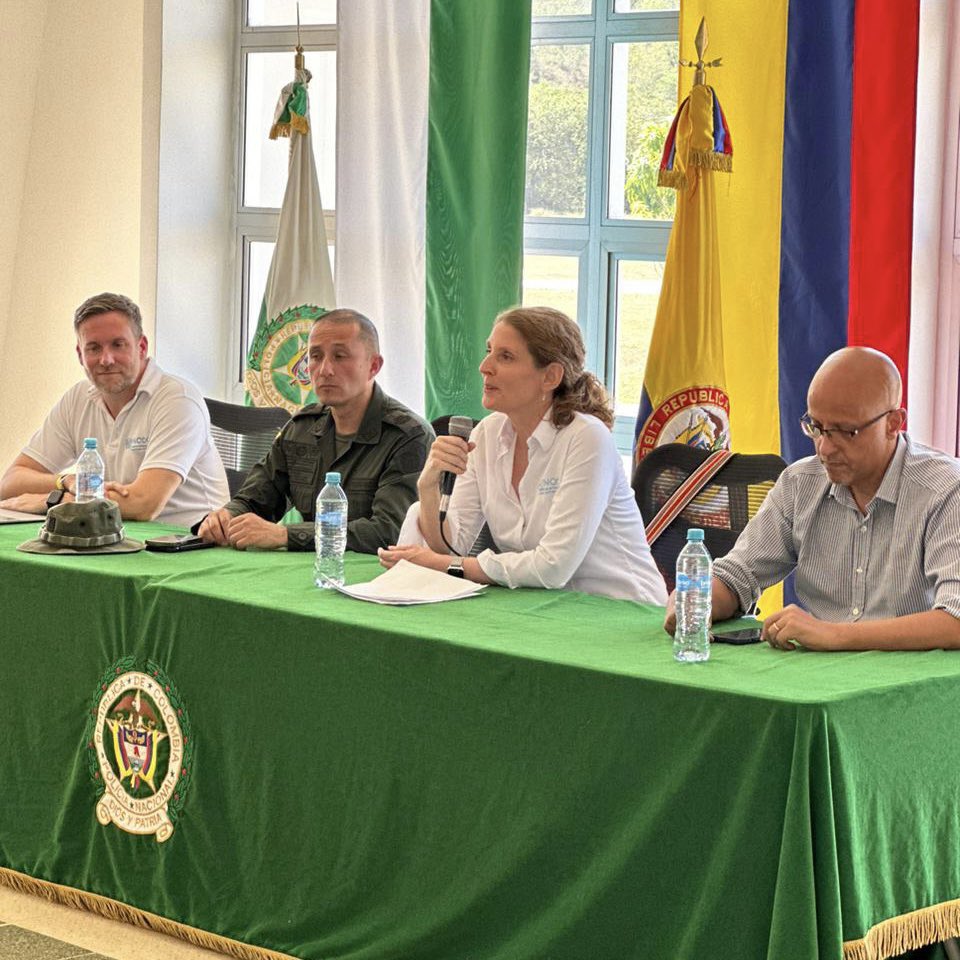 CRIMJUST_UNODC's tweet image. Day 1 🎬🇺🇳@CRIMJUST_UNODC &amp;amp; #SIMCI 🤝 brought together anti-narcotic police officers and prosecutors from the 🇪🇺EU &amp;amp; LAC in the 🇨🇴Colombian jungle to learn about cocaine production and trafficking, imparting essential knowledge for cross-border investigations #SDG16 @UNSDG2030