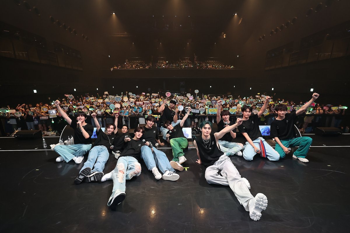 tokuma_japan's tweet photo. 【OMEGA X】
🎊約1年振りの来日公演御礼🎊

💻徳間ジャパンHPに公式ライブレポ掲載❣️

  👇OMEGA Xのライブレポはコチラ👇
＼＼ https://t.co/eyWOGiVArJ ／／

ZEPP HANEDAでの東京公演のライブレポ🎤
ココだけでしか見れない写真も掲載中📸

#OMEGA_X #오메가엑스 #オメガエックス https://t.co/7PjqwS6bWU