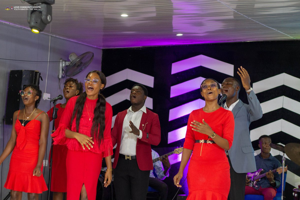 🎶 Holy is the Lamb
The Precious Lamb of God
Why You love me so, Lord 🎶

~The Fragrance Choir 

#lccarrows 
#SundayService