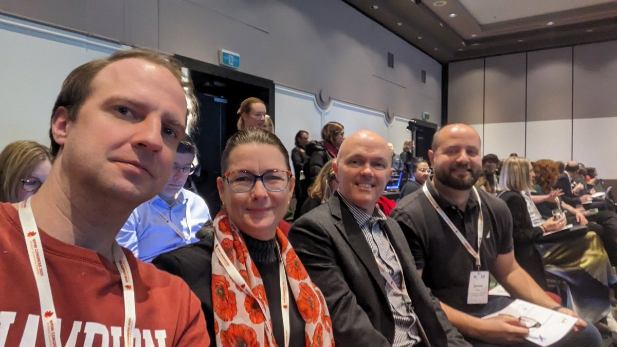 Attending #AustPH2023 with my wonderful colleagues from <a href="/UTS_PH/">UTS School of Public Health</a>