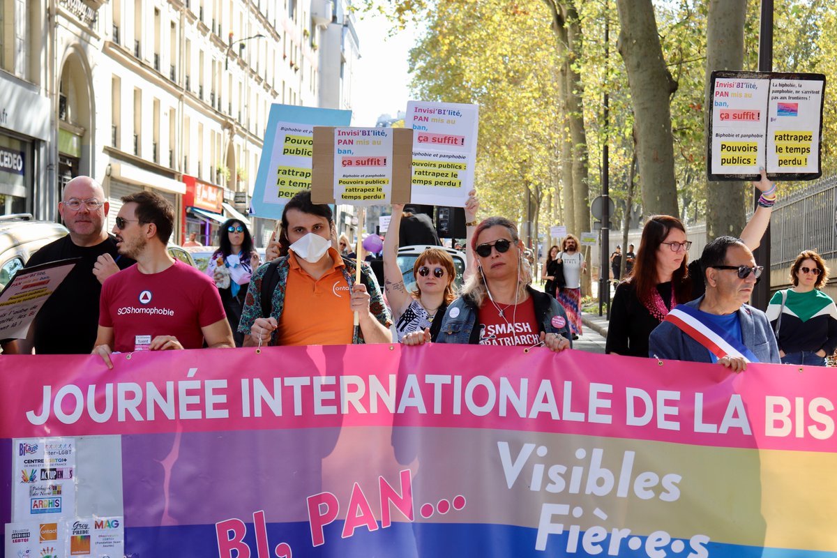 AssoBiCause's tweet image. #JIB2023 #BiVisibilityDay
Crédit : @christmadrolle 1/5