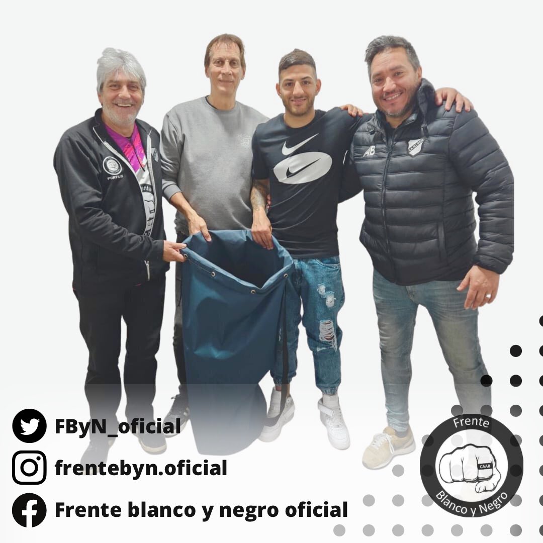 Este fin de semana terminamos con la entrega de los cuatro bolsones a utileria, para el transporte de pelotas.