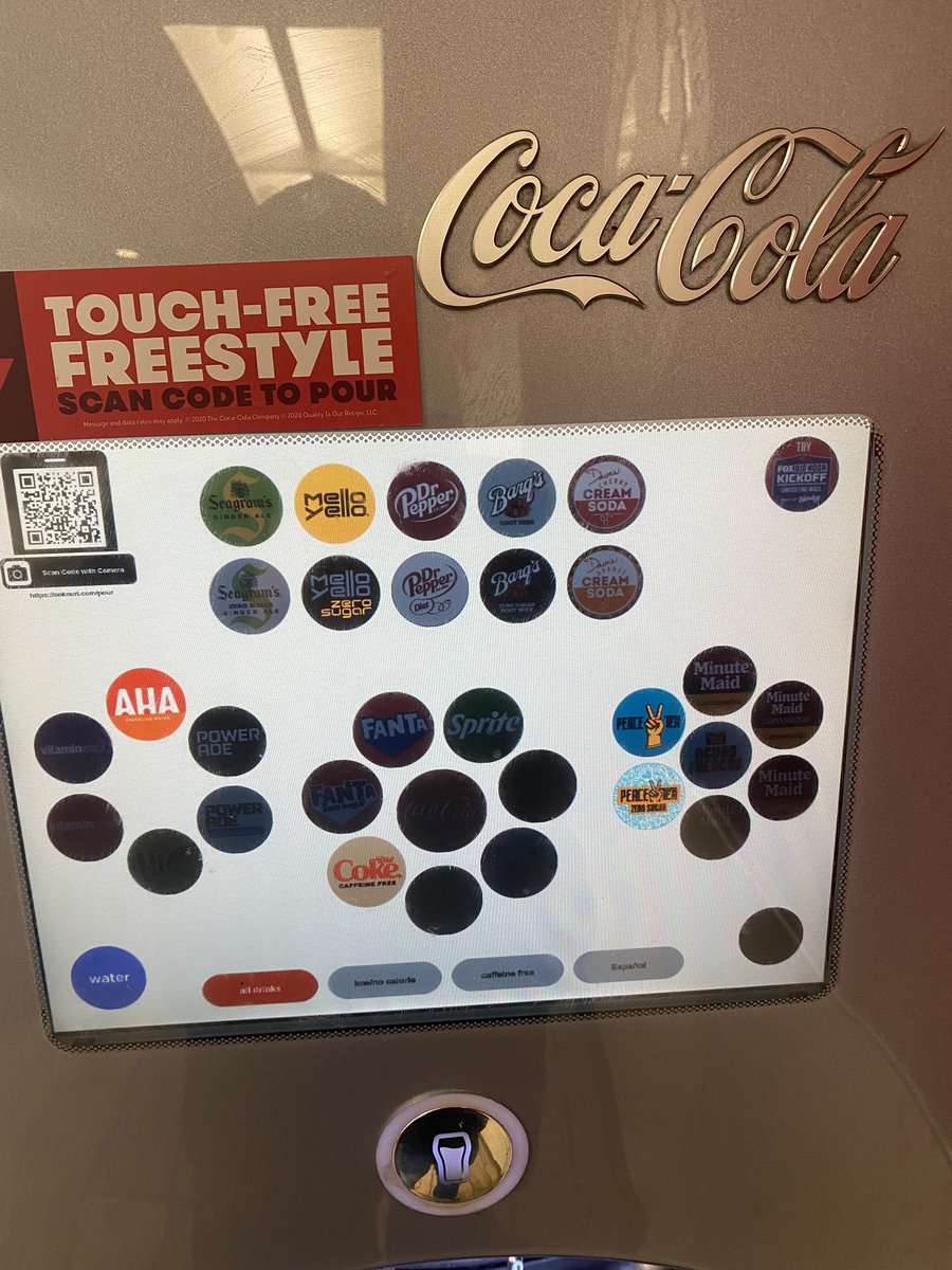 elinsley's tweet photo. Not a lot of selection in the soda machines at the @Wendys I went to. One of the machines were out of ice also https://t.co/DAep31zEmt