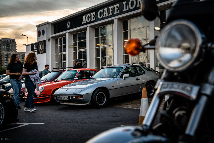 It was the eye of the approaching 'named' storm vibe with blue skies and  a warm breeze welcoming everyone to Ace Café for our first Autumn meet. Read more: bit.ly/ace092

<a href="/acecafelondon/">Ace Cafe London</a> <a href="/pcgb/">Porsche Club GB</a> <a href="/PorscheGB/">Porsche GB</a> #Porsche #London #getoutanddrive #carmeet #aircooled #watercooled
