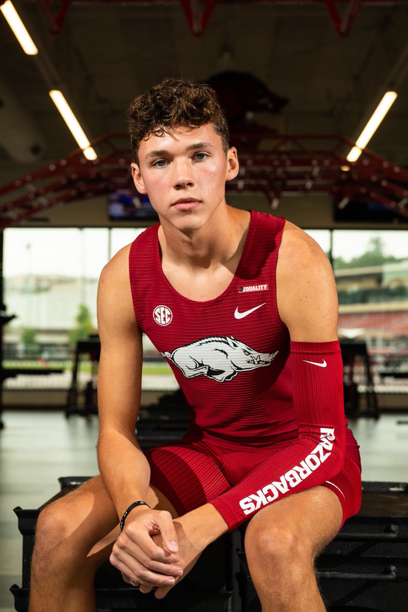 ReynoldsRyce's tweet photo. Another great official visit! Thank you @TrackTravis and @RazorbackTF for inviting me down to Fayetteville! Woo pig sooie? 🐗 #officialvisit #notcommitted https://t.co/Zhoaq5e2R2