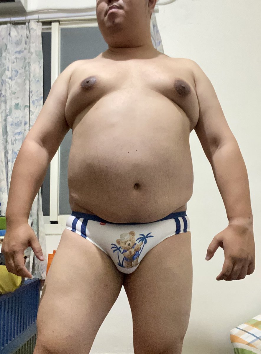 小熊還滿可愛的呀😆