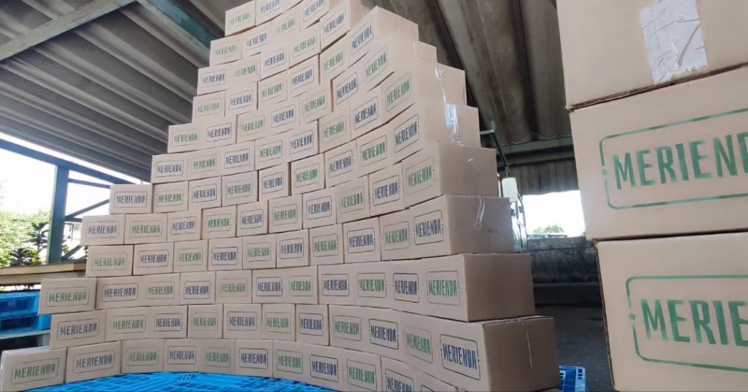 CORPOELECBAR_'s tweet image. Los niños de las familias del sector eléctrico en el estado Barinas recibieron los Kits Meriendas entregados por #Asoelec, como parte de los beneficios que brindan bienestar a la fuerza trabajadora del #SEN