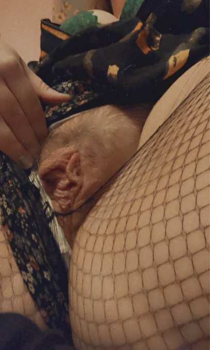 Good night everyone 💕 https://t.co/1LyCQOavd5<a href="/tag/butt"class="tags"><span>#butt</span></a><a href="/tag/ass"class="tags"><span>#ass</span></a><a href="/tag/gape"class="tags"><span>#gape</span></a><a href="/tag/buttplug"class="tags"><span>#buttplug</span></a><a href="/tag/plug"class="tags"><span>#plug</span></a><a href="/tag/gaping"class="tags"><span>#gaping</span></a><a href="/tag/fart"class="tags"><span>#fart</span></a>