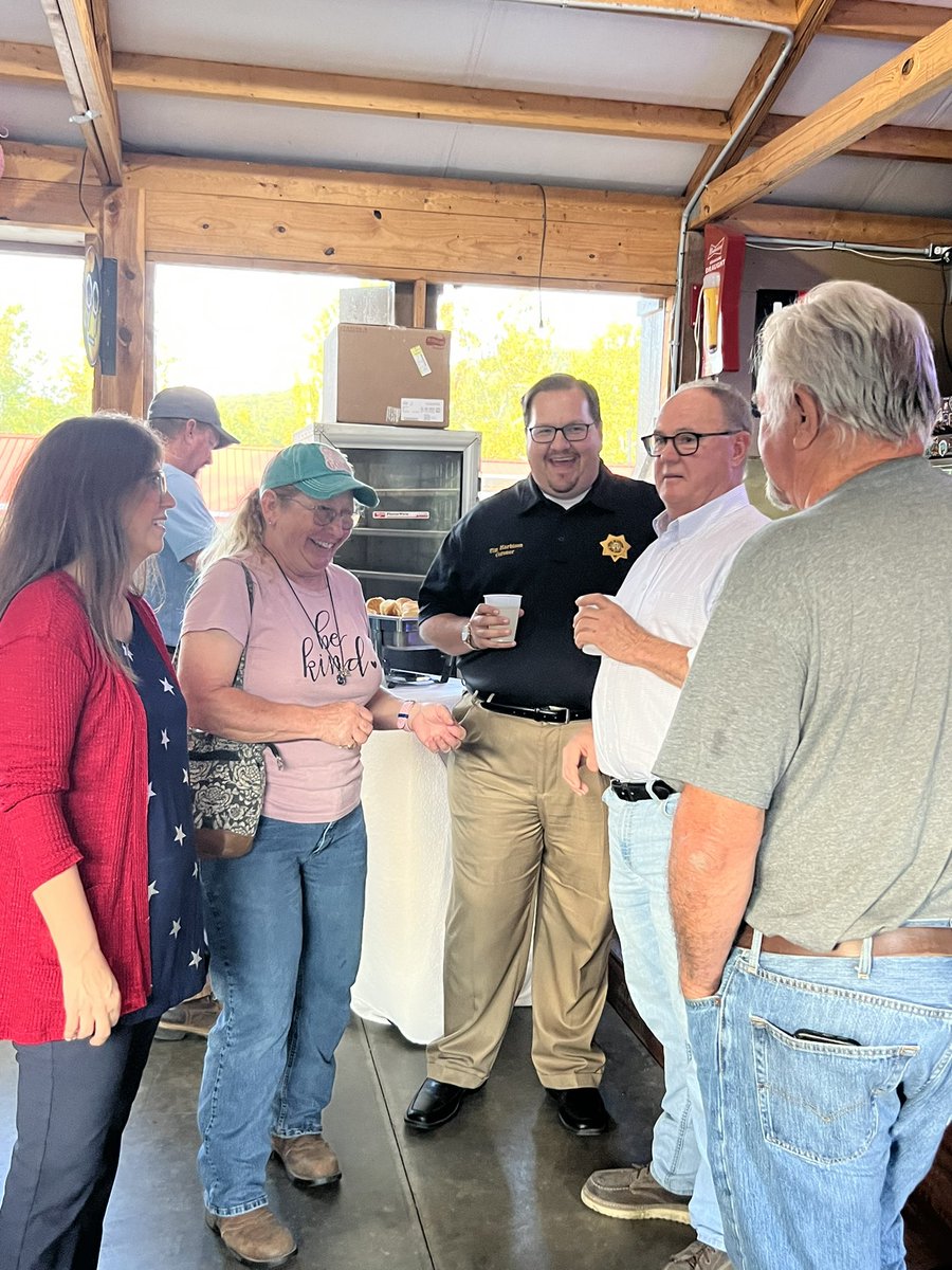 ChrisDinkinsMO's tweet photo. So grateful for the grassroots folks who came from all across southeast Missouri to Iron County for some great BBQ &amp; conversation about the future of our state! A special thank you to @rep_fitzh20 for his warm, and animated, introduction! 🇺🇸 
#moleg #mosen #mogov https://t.co/rXS80lYSd8