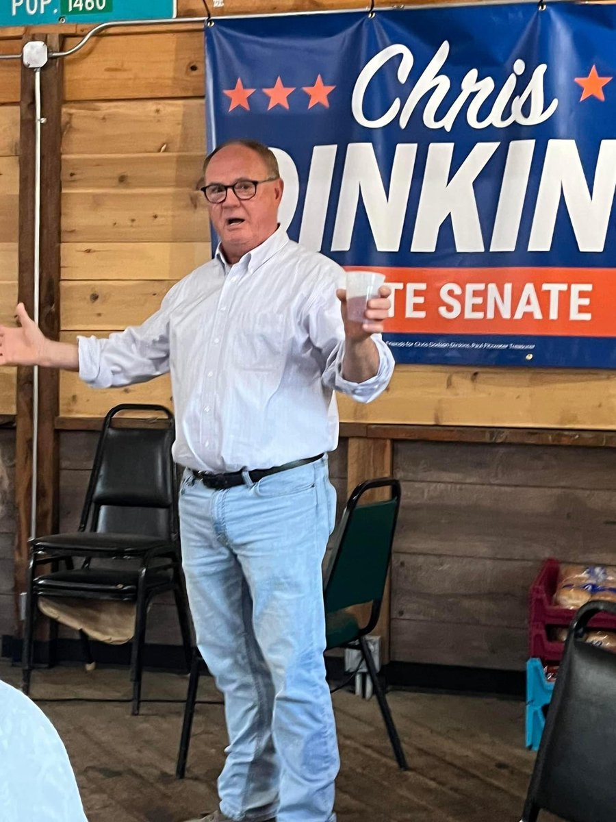 ChrisDinkinsMO's tweet photo. So grateful for the grassroots folks who came from all across southeast Missouri to Iron County for some great BBQ &amp; conversation about the future of our state! A special thank you to @rep_fitzh20 for his warm, and animated, introduction! 🇺🇸 
#moleg #mosen #mogov https://t.co/rXS80lYSd8