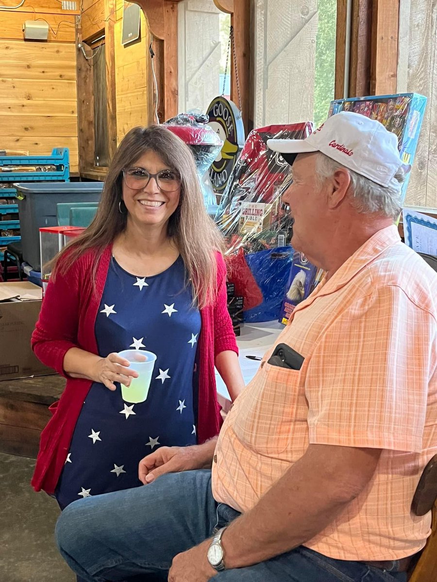 ChrisDinkinsMO's tweet photo. So grateful for the grassroots folks who came from all across southeast Missouri to Iron County for some great BBQ &amp; conversation about the future of our state! A special thank you to @rep_fitzh20 for his warm, and animated, introduction! 🇺🇸 
#moleg #mosen #mogov https://t.co/rXS80lYSd8