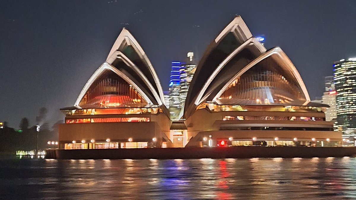 Sydneyn oopperatalo on vaikuttava maamerkki🇦🇺👍🎶