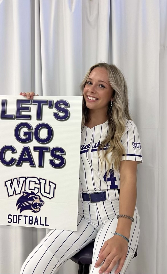 BrionyBunsic's tweet photo. COMMITMENT!!! I can't wait to get on this field!  Such an honor! @CatamountSB @Clift_coach @Mads_Arm2Strong @FuryPlatinum @FPlatinum2025 @StephSayne https://t.co/NBssIM6iXp