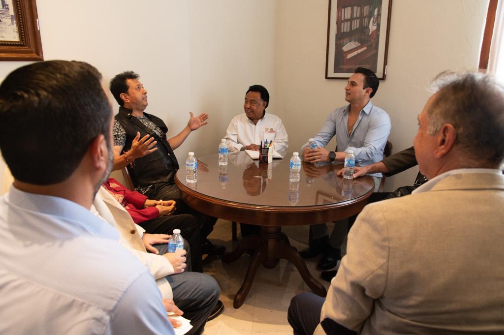 hoy_xalapa's tweet photo. Firma Ayuntamiento de Córdoba convenio de colaboración con Sociedad de Autores y Compositores para reconocimiento de derechos de música https://t.co/QUX5ys3lxm a través de @hoy_xalapa @AytoCordobaVer @PdteJuanMtnez https://t.co/n2kyzREXfU
