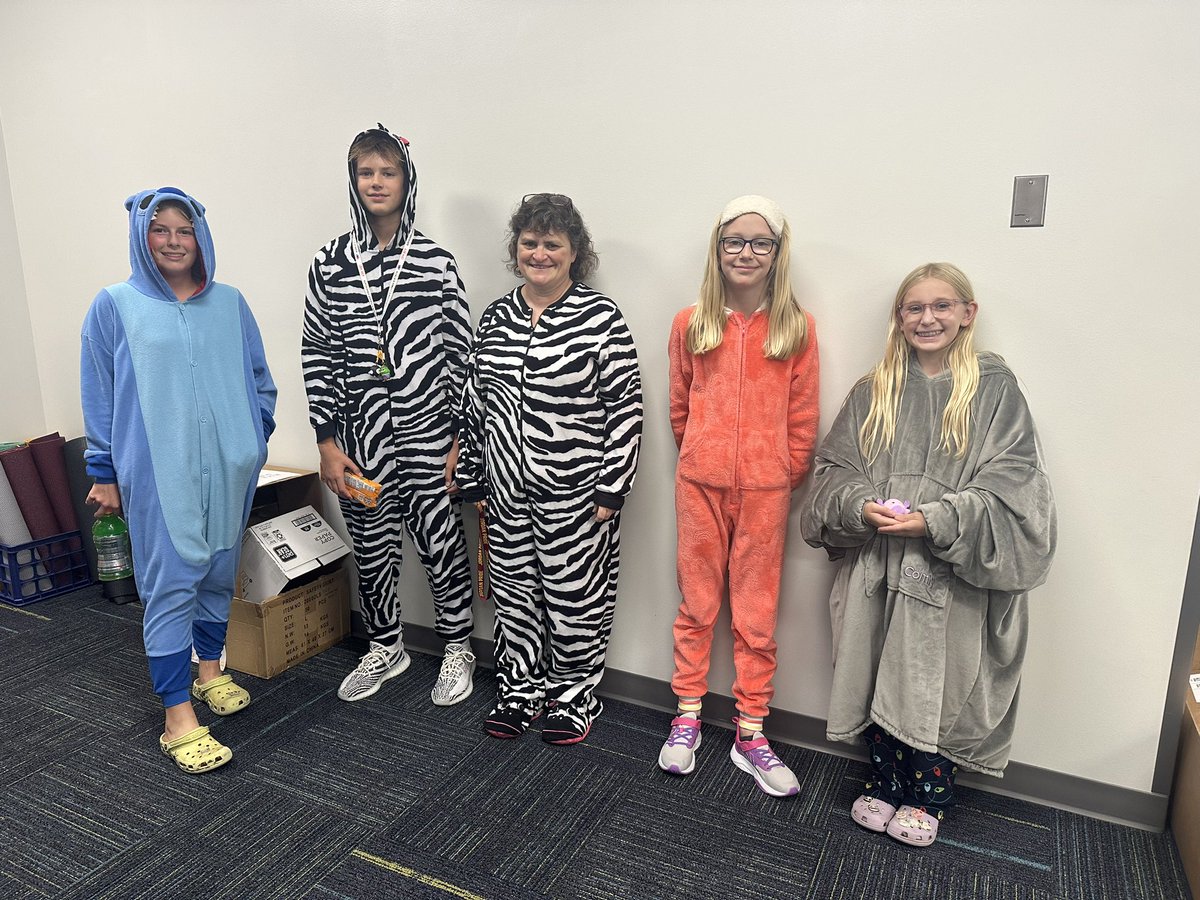 Some of JMS’s best dressed for PJ day today! #JOSHOCO2023 #HoCo2023 #hubmem #jaguars #gojordan #jordanPRIDE
