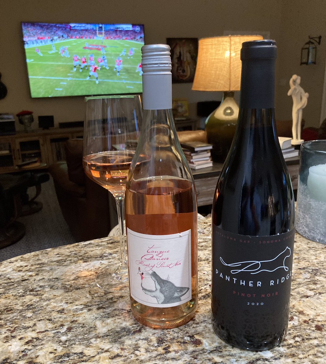 Found this at my front door. Thank you! #PinkSociety and @PantherRidgePN Not sure if Panthers and Foxes get along 🤔, so going to put the Panther down for a nap, while I enjoy the 2022 @TonguedancerPN Rose’ with my chicken pot pie and @Buccaneers #MondayNightFootball #Cheers🍷