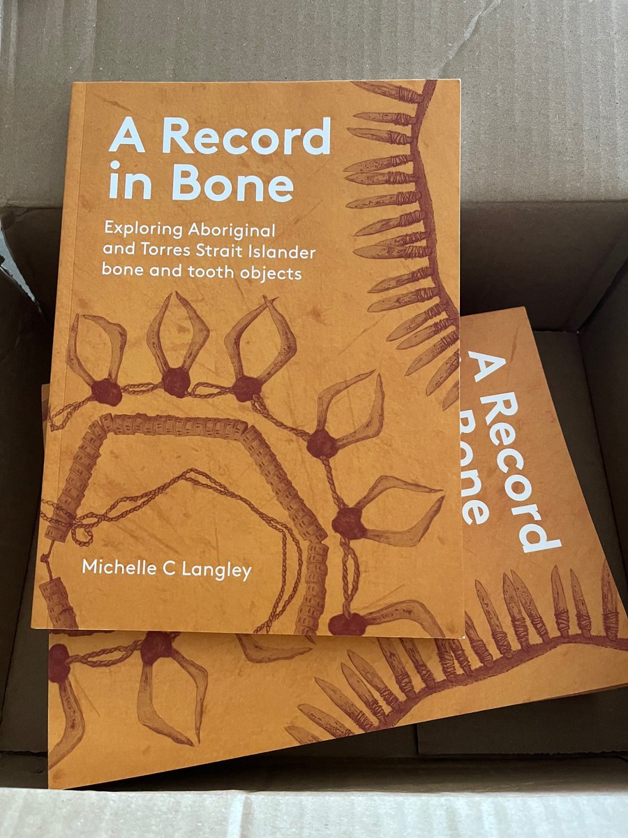 Michelle Langley (@dr_mclangley) on Twitter photo Look what's just arrived! 4 years of research into #INDIGENOUS Australian tools and ornaments and their #archaeology - Published by <a href="/AIATSIS/">AIATSIS</a>
<a href="/ARCHE_Griffith/">Australian Research Centre for Human Evolution</a> is hosting a free book launch on 12 Oct in #Brisbane - Spots are still available! Register here: events.griffith.edu.au/WvLRDE Look what's just arrived! 4 years of research into #INDIGENOUS Australian tools and ornaments and their #archaeology - Published by <a href="/AIATSIS/">AIATSIS</a>
<a href="/ARCHE_Griffith/">Australian Research Centre for Human Evolution</a> is hosting a free book launch on 12 Oct in #Brisbane - Spots are still available! Register here: events.griffith.edu.au/WvLRDE