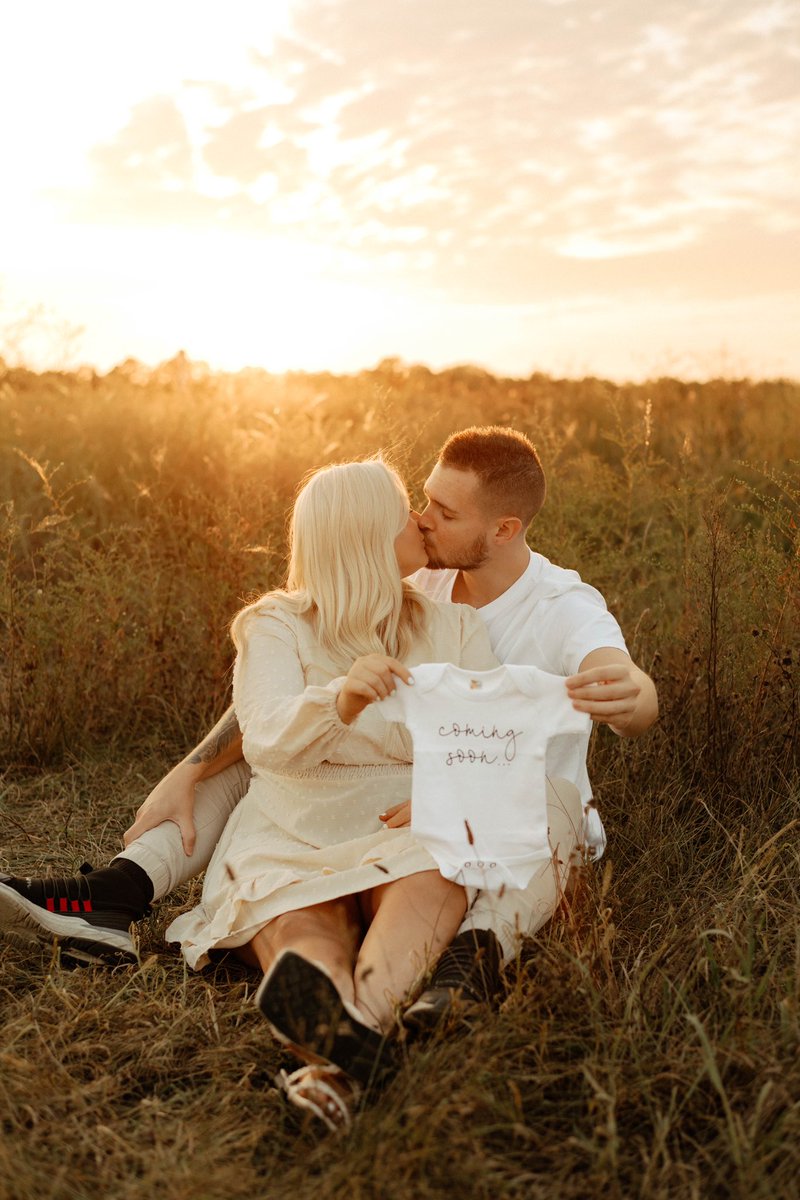 jossy__hailey's tweet photo. Baby Begley coming April 2024 🤍 https://t.co/AuKIxDscAq