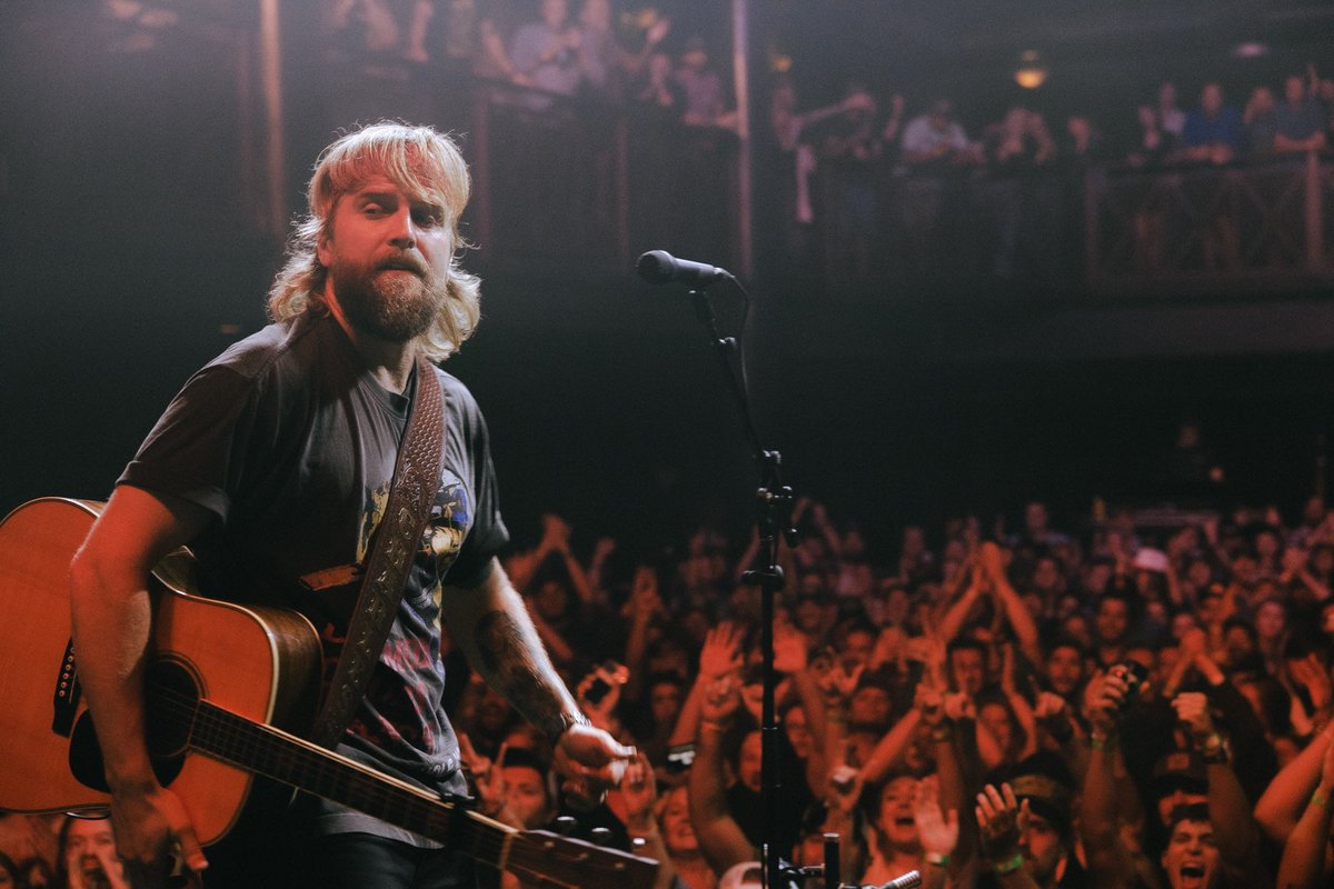 CharlesWesleyG's tweet photo. Family Ties release day was one I’ll never forget. To be able to celebrate it with my guys and my family out on the road was all I could have ever hoped for. Tropical storm be damned. Norfolk showed up anyway. 

9/22/23 | Norfolk, VA

📸 Louie Nice https://t.co/WHuovumd2z