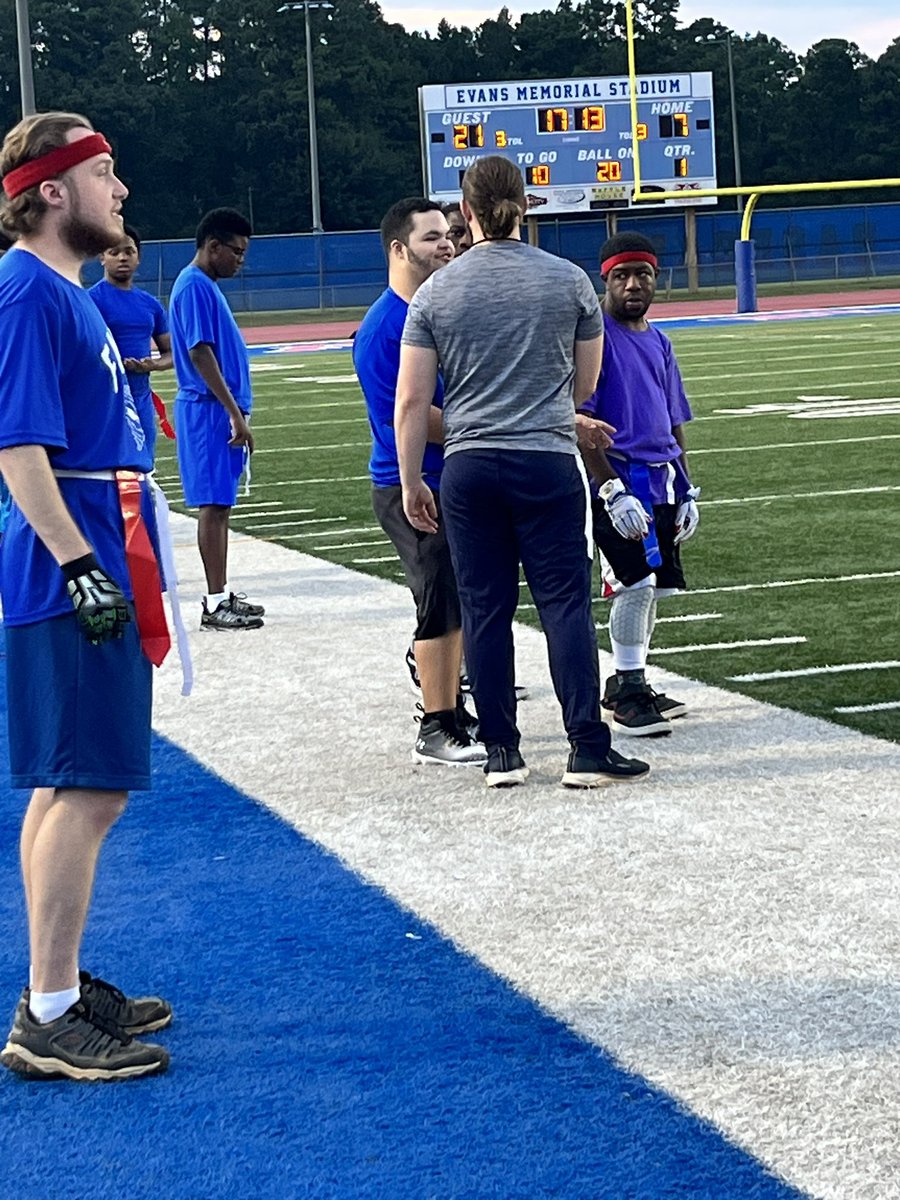 Tara Geiser tweet media