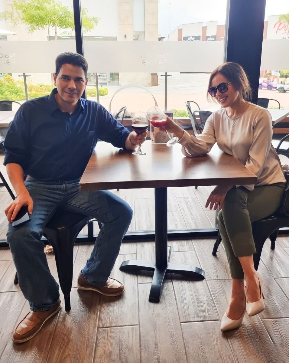 LuisSotoDecker's tweet photo. Celebrating love 💕 https://t.co/Nt7np1p4Cl