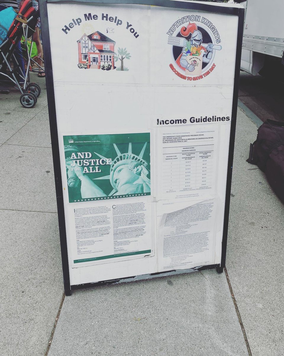 DrJoniLBC's tweet photo. Happy Monday District 9! I am so happy to announce that last Friday, #teamd9 attended the Help Me, Help You food pantry event in front of McKinley Elementary School. Thank you so much Help Me, Help You for distributing food to those in need this Friday! 😄 https://t.co/7YFAmpliQW