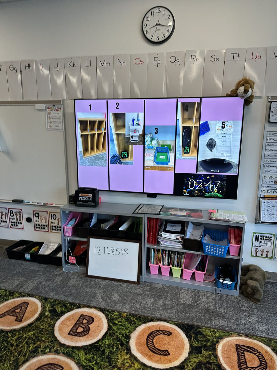 PawneePanthers's tweet photo. Lots of great visuals projected to help students get their day started! #pawneepanthers https://t.co/bTBVjD6GXM