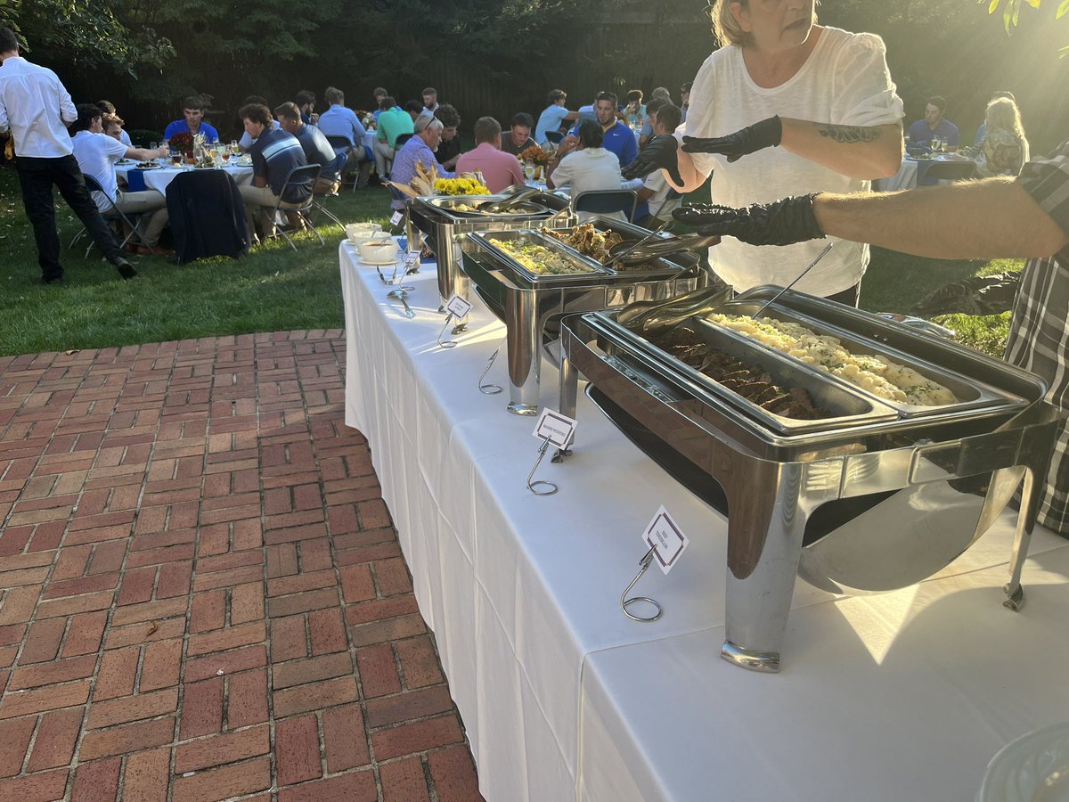 MidwayUBaseball's tweet image. Had a great time and wonderful meal with our Midway University President Marsden and his wife! We appreciate them having us over and honoring the 2023 RSC Champions! #Team7 #Roots