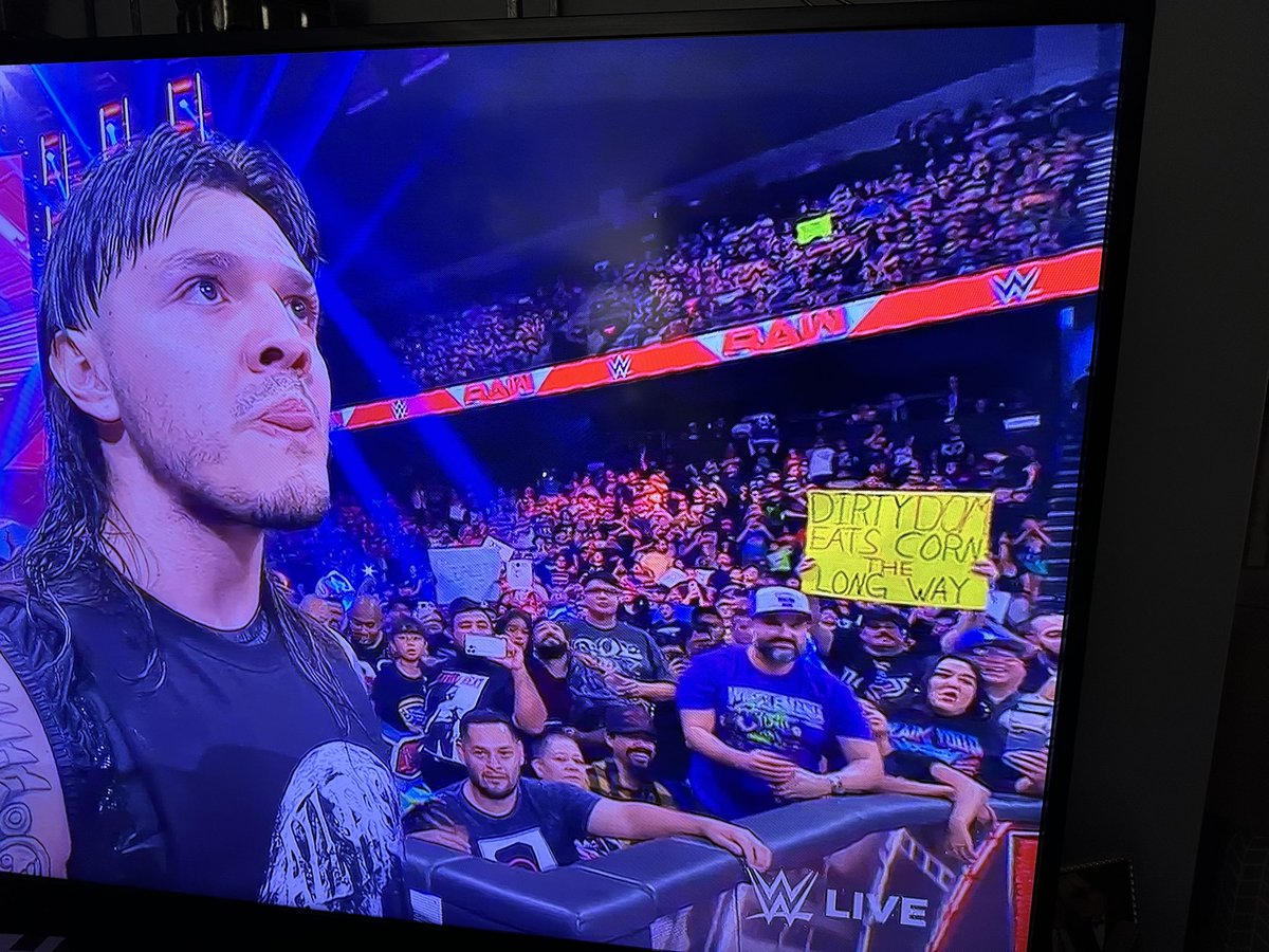 #WWERaw  #WWE