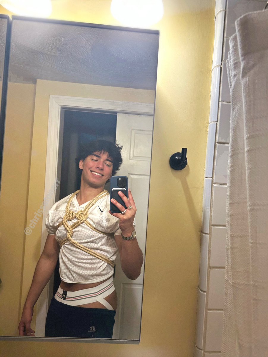 chrissstonerr's tweet photo. tangled up 🪢♥️ https://t.co/eQGrnvcCMz