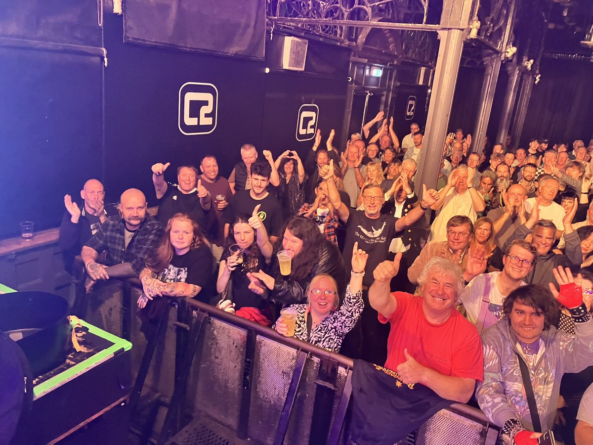 The debut show of the new mechanica at Brighton Concorde tonight was a dream show - so much love and kind words showered on us. Beyond a doubt the best mechanica show to date. Up next - Guildford Boileroom tomorrow with A Flock Of Sragulls