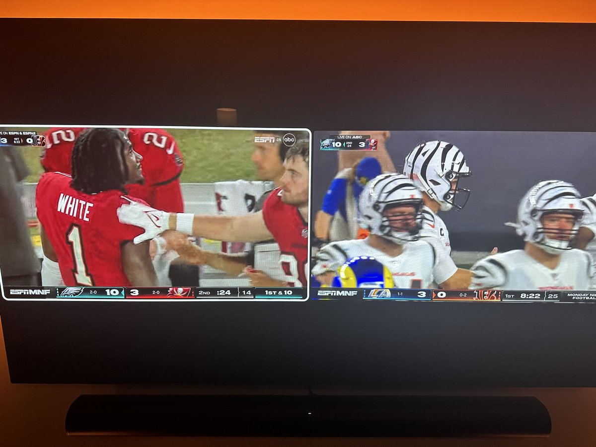 NflTranslator's tweet image. I may have a problem. #MNF