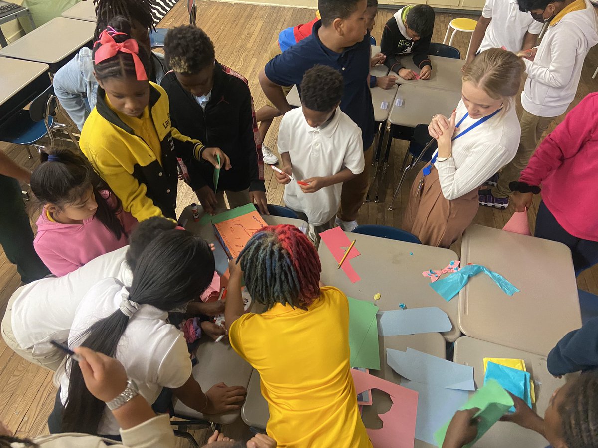 HIGHLAND GARDENS ELEMENTARY SCHOOL tweet media