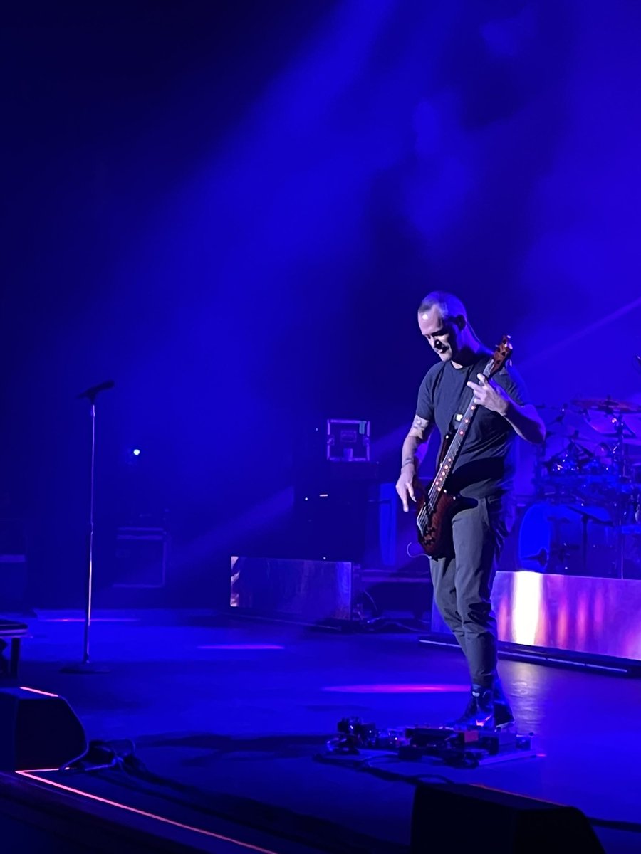 shizyhizy's tweet image. …Did somebody say PNut?…
-4$z-
@311 @aaron_wills #ThreeEleven #Concert #MN