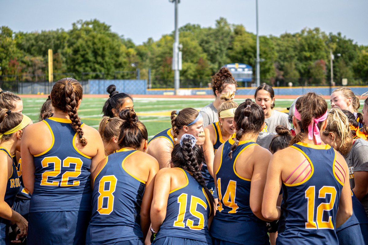 absolutely loved capturing these moments for this amazing team 

📍<a href="/RochesterFH/">URFH</a> senior day 

...  

#sportsphotography #fieldhockey #seniorday